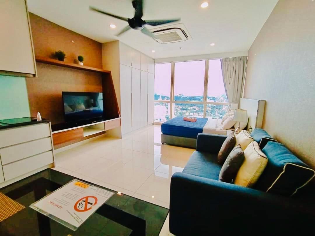 Chrisenbel Suites - Pinnacle Pj เปอตาลิงจายา ห้อง รูปภาพ