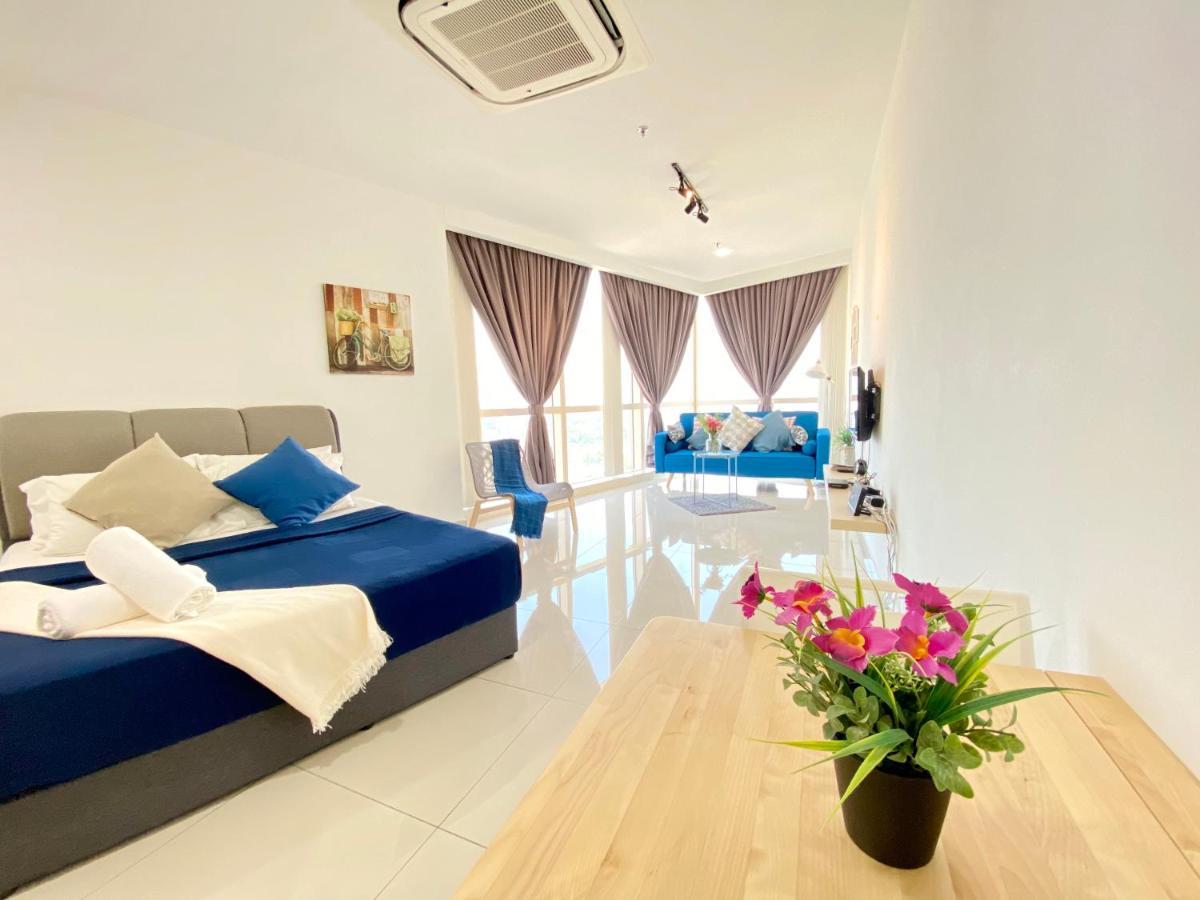 Chrisenbel Suites - Pinnacle Pj เปอตาลิงจายา ภายนอก รูปภาพ